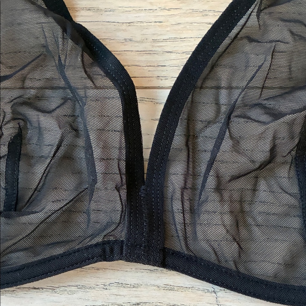 Eres Black and Pink Lace Bras- sz 34C - Picture 10 of 12